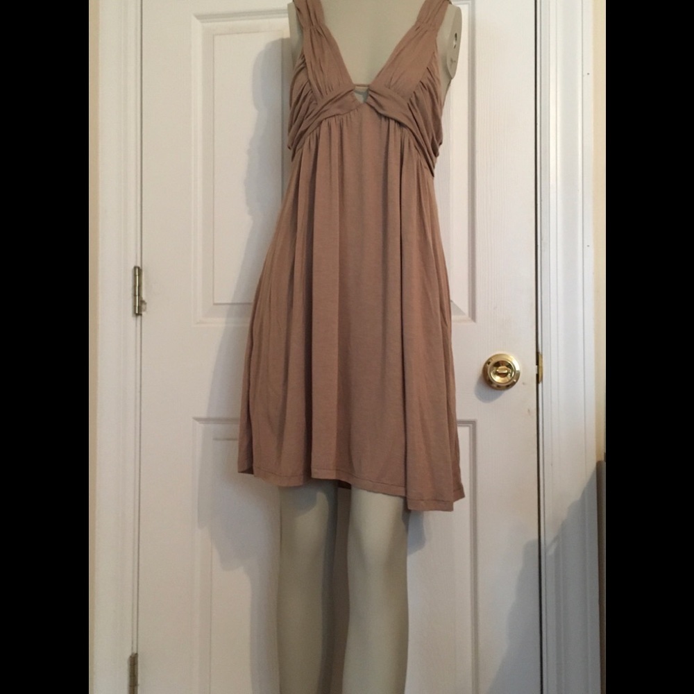 Lux Rayon Deep V Soft Dress Beige sz Large